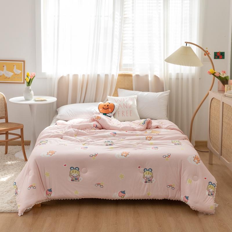 Cartoon Space Bear Rocket Pattern Summer Quilt Skin-friendly Comfortable Air Conditioning Quilted Quilt for Kids Boys Girls