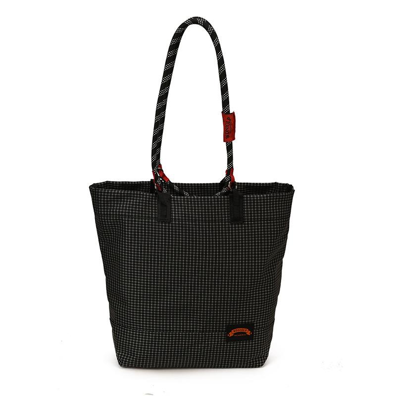 

Plaid simple shoulder bag large capacity versatile fashionable women s handbag for going out for daily leisure commuting bags one size fits all чорний