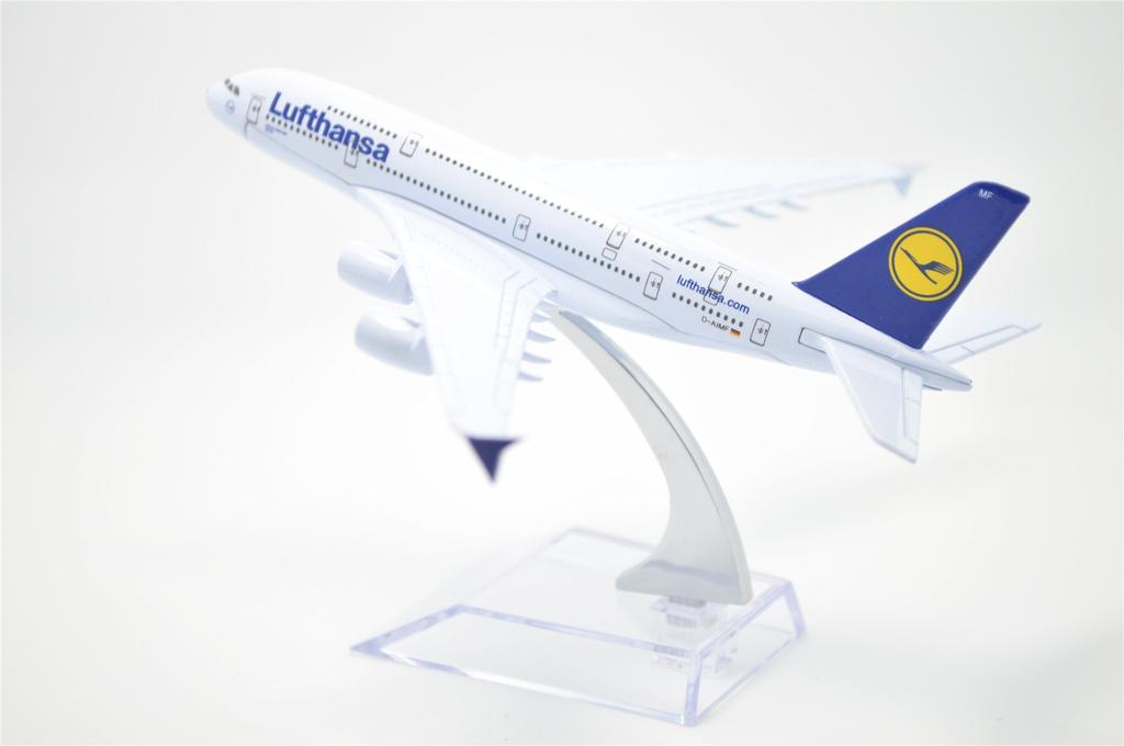 TANG DYNASTY 1/400 16cm Lufthansa Airlines Airbus A380 Alloy Airplane Model Toy