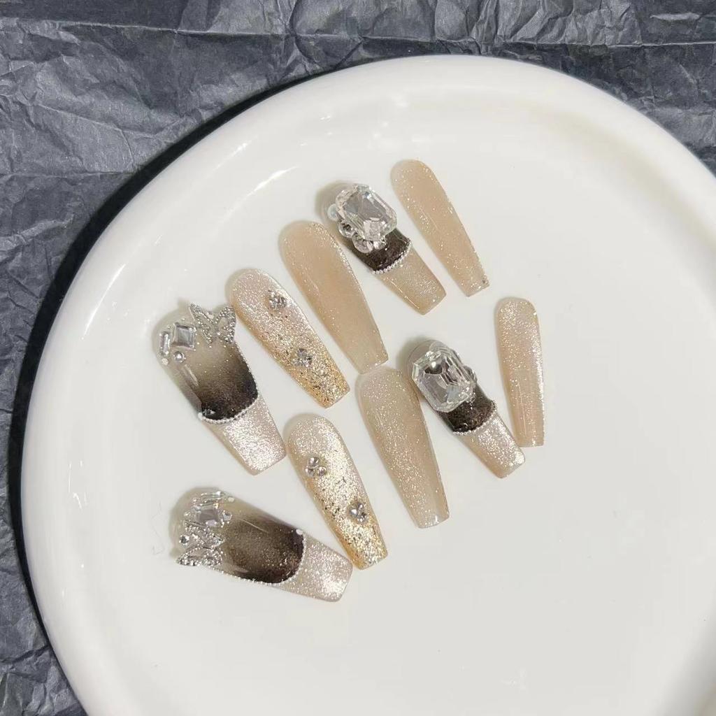 Wearing Armor Pure Handmade Manicure Finished Fake Nail Patches High-end Gentle Light-chasing Cat Eye Butterfly Flashing Diamond