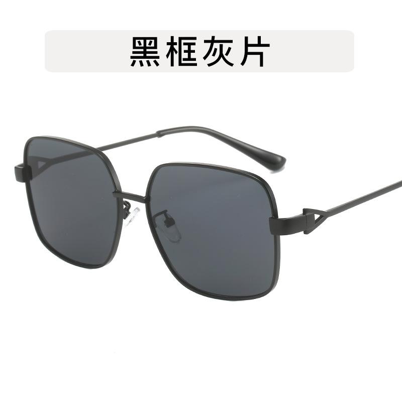 Hip Hop Style Sunglasses Man Woman Square Shape Metal Frame Sunglasses Women UV400 Protection Male Female Sun Glasses