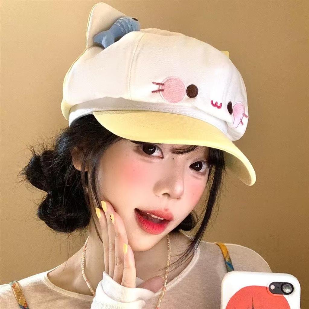 This Is a Description of a Cute and Adorable Japanese-style Fish-themed Cat-ear Beret Hat for Women, Suitable for Layering and Wearing As a School