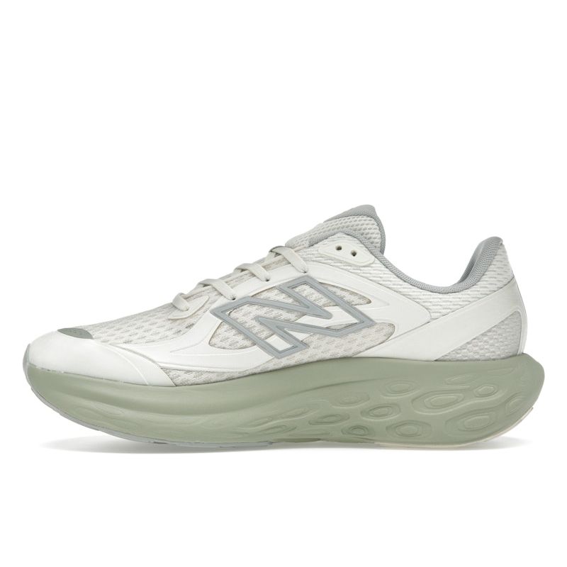 New Balance Fresh Foam Trainer Linen Olivine Men Sneakers Cream UTRNWA