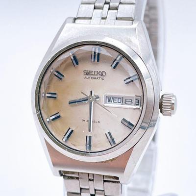 Working Item Seiko Watch Silver Dial Automatic Winding Date Display 21 Jewels Stainless Steel