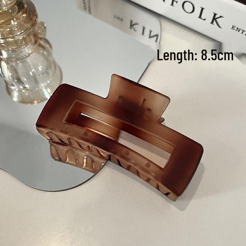 Large French Retro Claw Hair Clip for Elegant Women's Hairstyles.