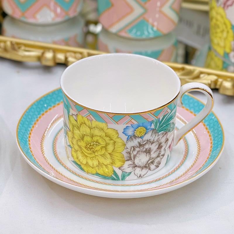 British Light Luxury Ceramic Coffee Cup Saucer With Spoon Luxury Household Afternoon Tea Cup Bone China Set With Hand Gift