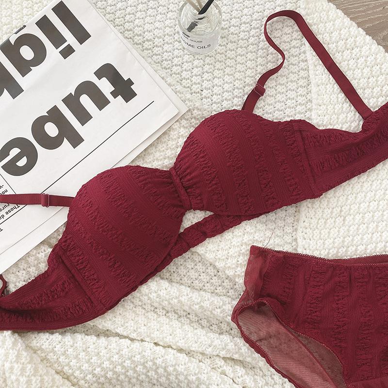 

Женское летнее тонкое нижнее белье на бретелях, нескользящее, с полуоткрытой чашкой, для маленькой груди, собирающее, предотвращающее отвисание, невидимое 38/85AB вино красного