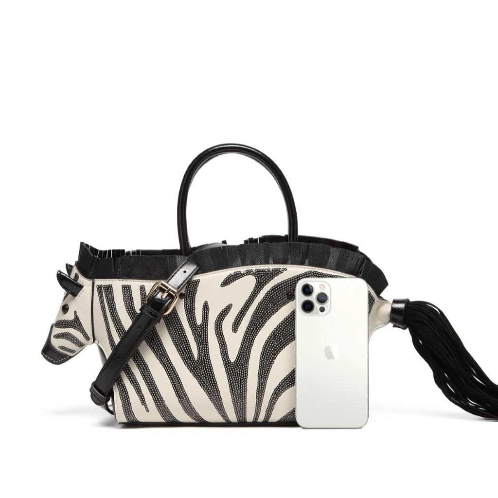 Niche Design Zebra Handbag Personalized Contrasting Color Shape Single Shoulder Oblique Span Bag