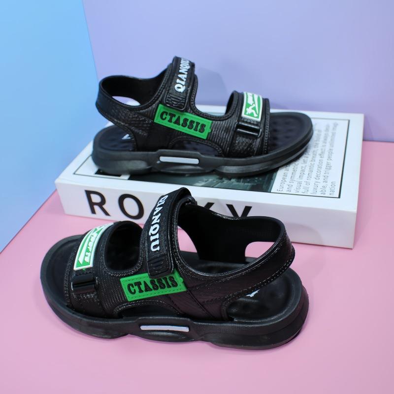 Children's Sandals Boys' Slippers Summer Beach Shoes Outdoor Middle and Older Children's Cool Slippers Breathable