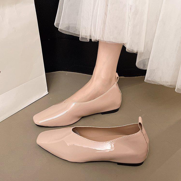 Fashion Square Toe Shallow Mouth Single Shoe 2025 Autumn New Leather Women's Temperament Flats Casual Solid Color Slip on Mocasines