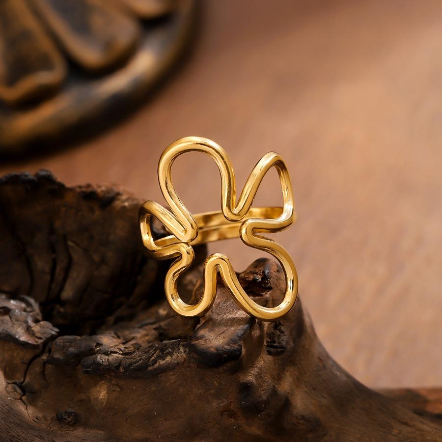 Hollow-Out 3D Floral Stainless Steel Adjustable Ring, Women's Fashion Accessories for Everyday Delicate Niche Style Sweet Dating Look