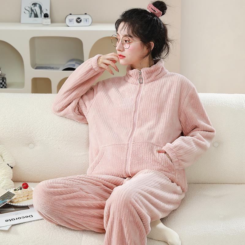 Women's Long Sleeve Coral Fleece Pajamas - Thick, Warm Flannel for Autumn and Winter