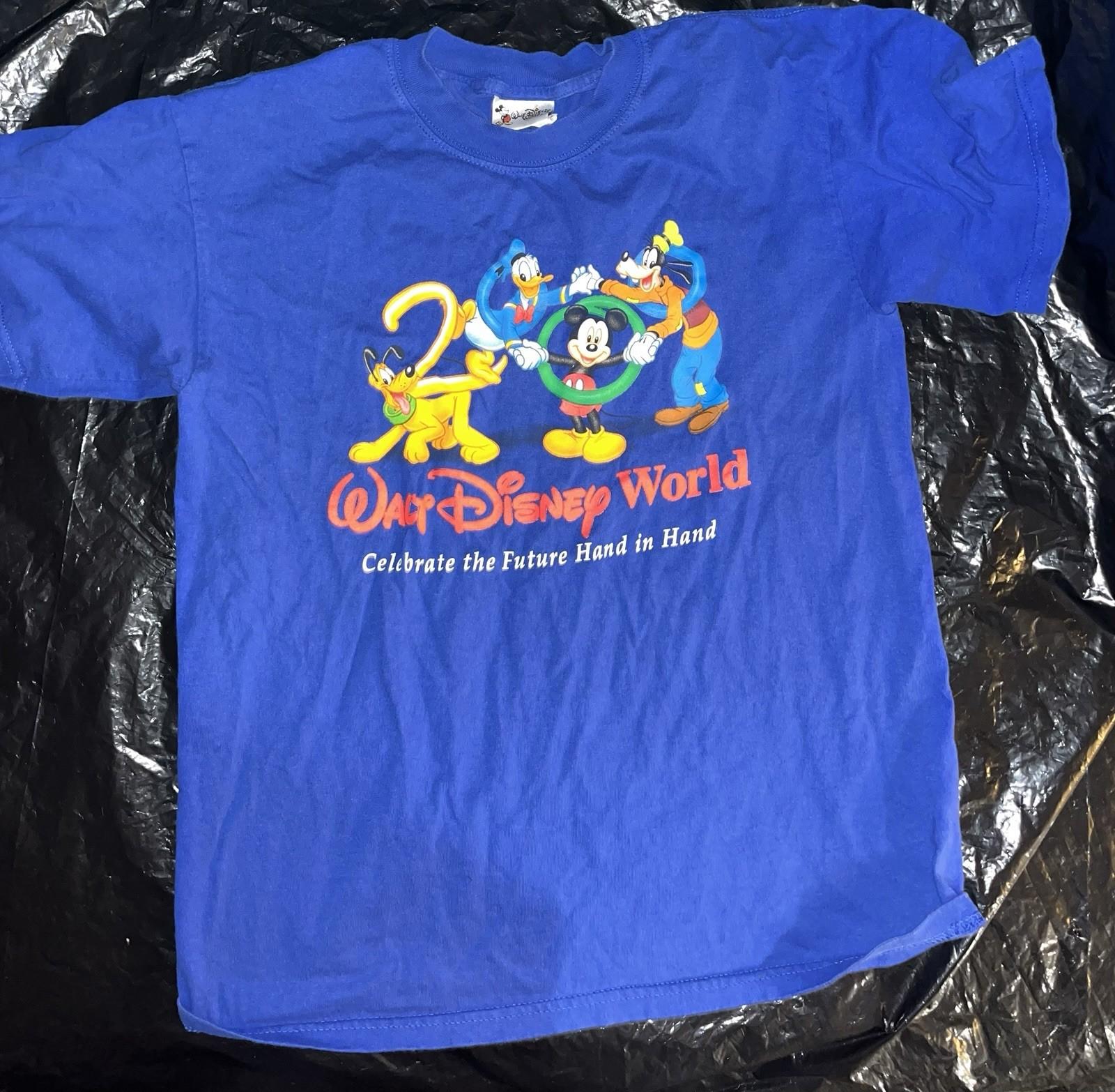 Vintage 2000 Disney World Shirt Mickey Donald Duck Promo Theme Park S