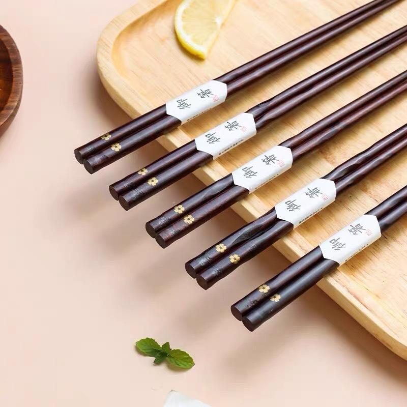 Chop Sticks Set 5 Pairs Japanese Sushi Chopsticks Natural Wooden Eco-Friendly Reusable Wood Korean Chinese Food
