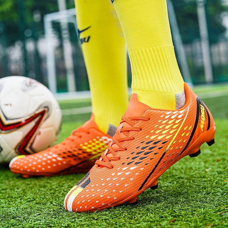 Comfortable and Breathable Men's and Women's Football Shoes, Sports Comfort, Anti-slip, Casual and Fashionable Football Boots