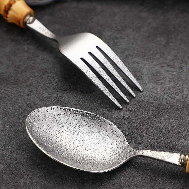 Set de tacâmuri cu mâner din bambus natural, veselă din oțel inoxidabil, tacâmuri de bucătărie, include furculițe, linguri, cuțite și veselă