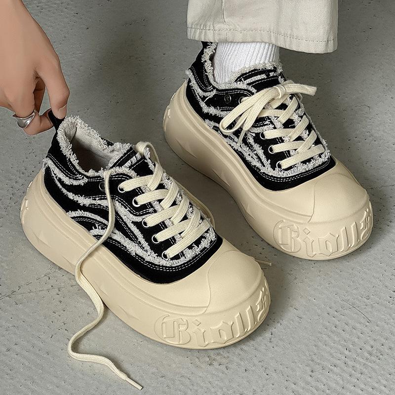 Niche design muffin platform denim canvas shoes casual heightening bread shoes couple big head shoes