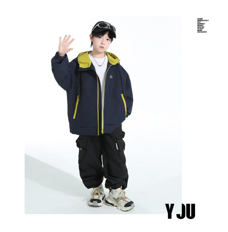 Hübsche Big Boy 2025 Frühling-Herbst Outdoor Kapuzen-Windjacke