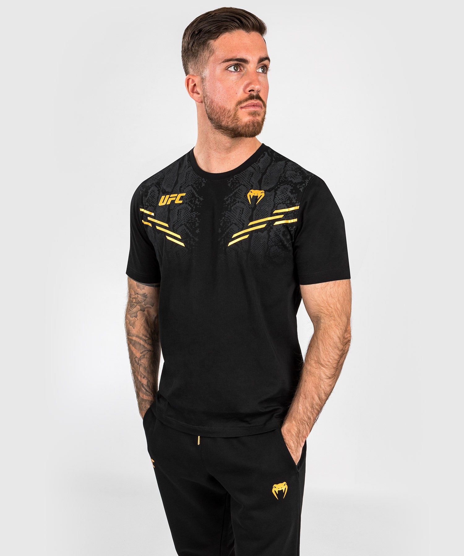 

UFC Adrenaline by Venum Replica Мужская футболка с коротким рукавом - Champion