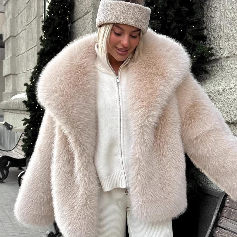 Wind Autumn and Winter Navy Collar Imitation Fur Jacket Women's Padded Plush Imitation Fox Fur Coat Loose Cotton Coat