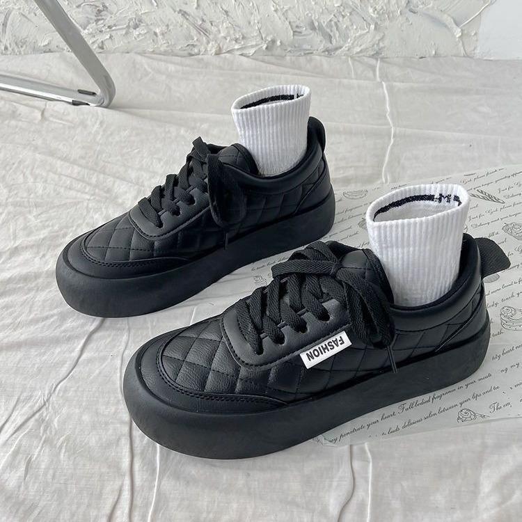 

Сетчатые женские новые сетчатые туфли повседневные летние женские туфли-маффины дышащие маленькие белые туфли толстая подошва полые год 40