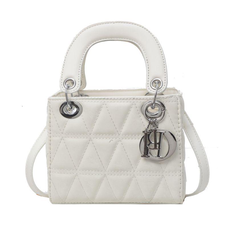 Trendy Crossbody Handbag: Versatile Single Shoulder Tote for Women