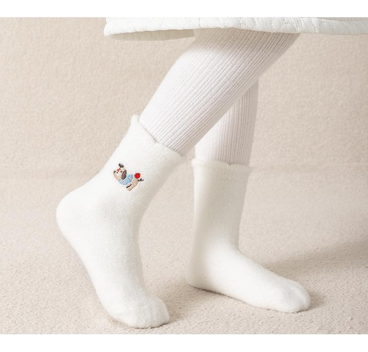 Kids' Autumn-Winter Thick Plush Socks - Cute Embroidered Puppy Design, Korean Style, Warm Mid-Calf for Girls
