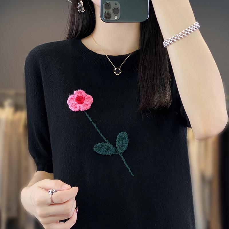 Soft Embroidered Floral Wool Sweater: Short-Sleeve Round Neck Women's Top