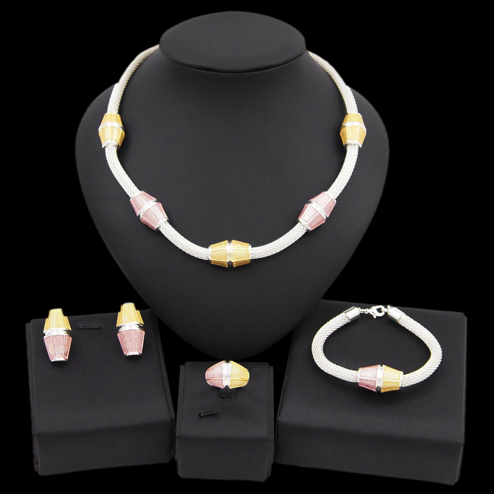 

Комплект ювелирных изделий из сплава 24 карата, Дубайское золото, цветное ожерелье, кольцо для ушей, браслет, кольцо из четырех частей, женское