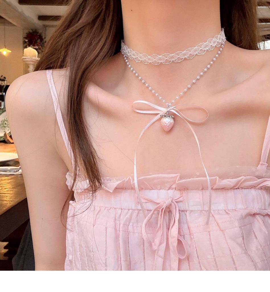 Pink Strawberry Bow Pearl Necklace - Light Luxury Clavicle Fashion for Women