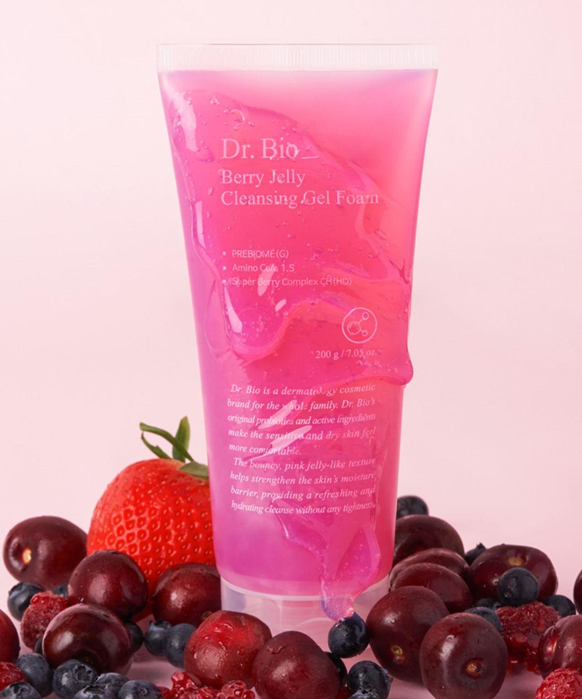 Berry Jelly Cleansing Gel Foam 200g [Suitable for newborns to pregnant women / Mildly acidic / Sunscreen cleansing]