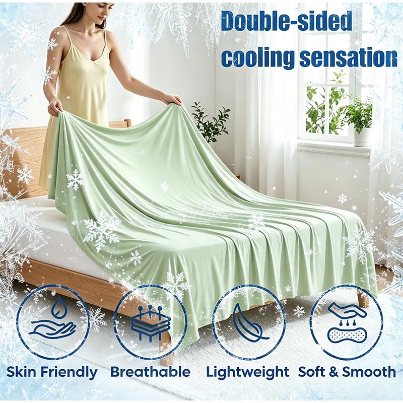 Summer Cooling Blanket Ice Silk Skin-friendly Breathable Lightweight Quilt for Air Conditioner Room Travel Blanket for Camping