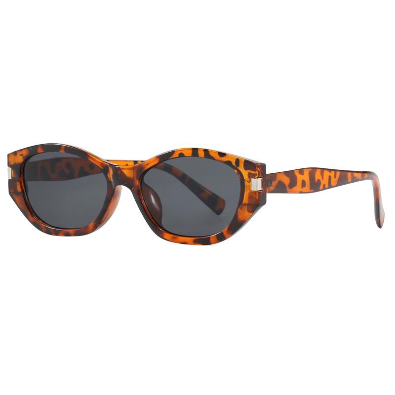 Retro High-End Polygon Sunglasses: Unisex UV Protection with Face-Slimming Design