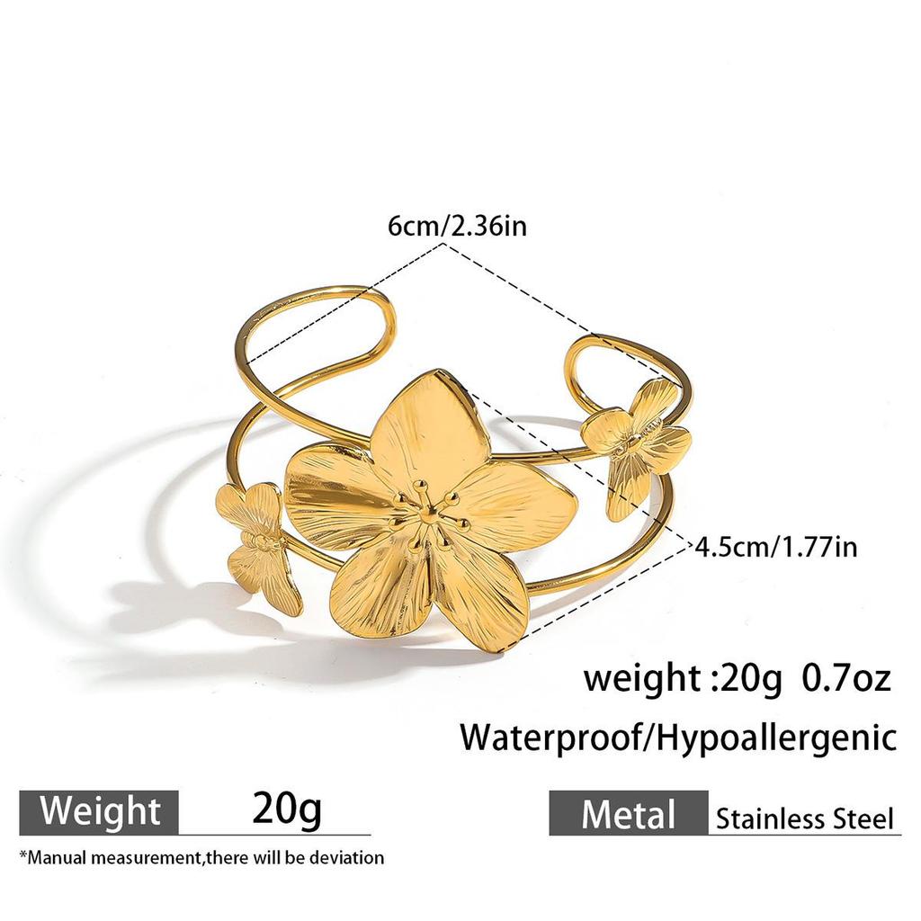 European & American Ocean Style Stainless Steel Bracelet with Starfish, Seashell, Coral Flowers, and Natural Stone Bangle Hand Jewelry.