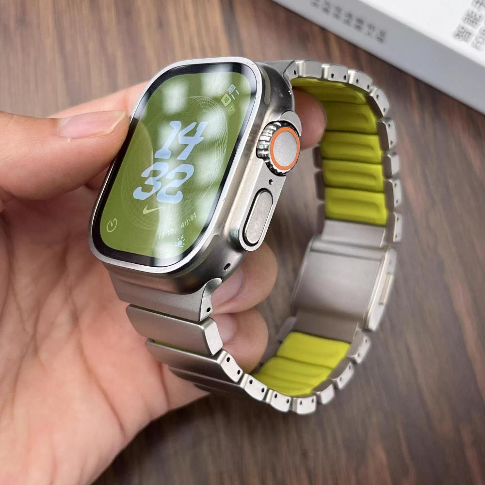 Titanium Fluoroelastomer Rubber Strap for Apple Watch Ultra 3 2 49mm Magnetic Band for Iwatch Series 11 10 46mm 9 8 7 45mm 6 SE 3 44mm