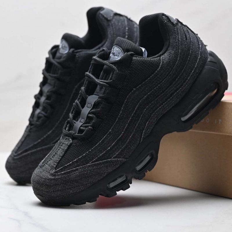

Чоловічі кросівки Max95 Denim Obsidian зі спільним брендингом для бігу - Модне та трендове повсякденне взуття 46 чорний
