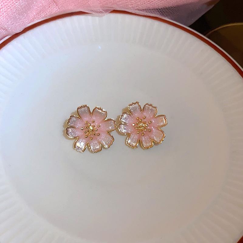 Silver Needle Pink Cubic Zirconia Flower Stud Earrings – Elegant & Delicate Accessories for Women.
