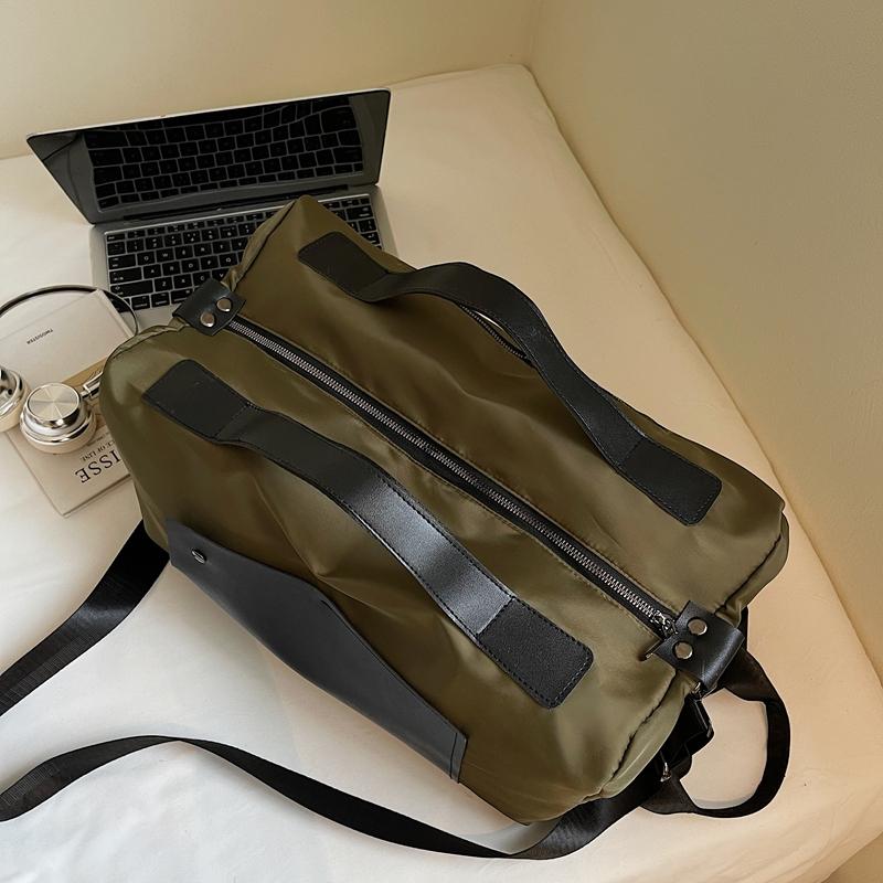 Large Capacity Outdoor Duffel Bag Travel Bag Commuter Hand Shoulder Bag