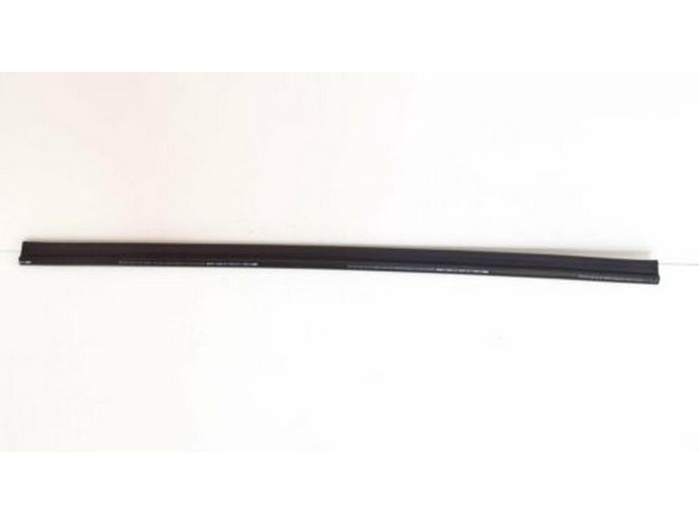 Uszczelka maski Mercedes-Benz E-Class W213 (2136280900)