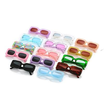 Lunettes de soleil rectangulaires à grande monture Protection UV400 Lunettes de soleil pour femmes Lunettes de soleil pour hommes Lunettes pour dames Montures vintage populaires