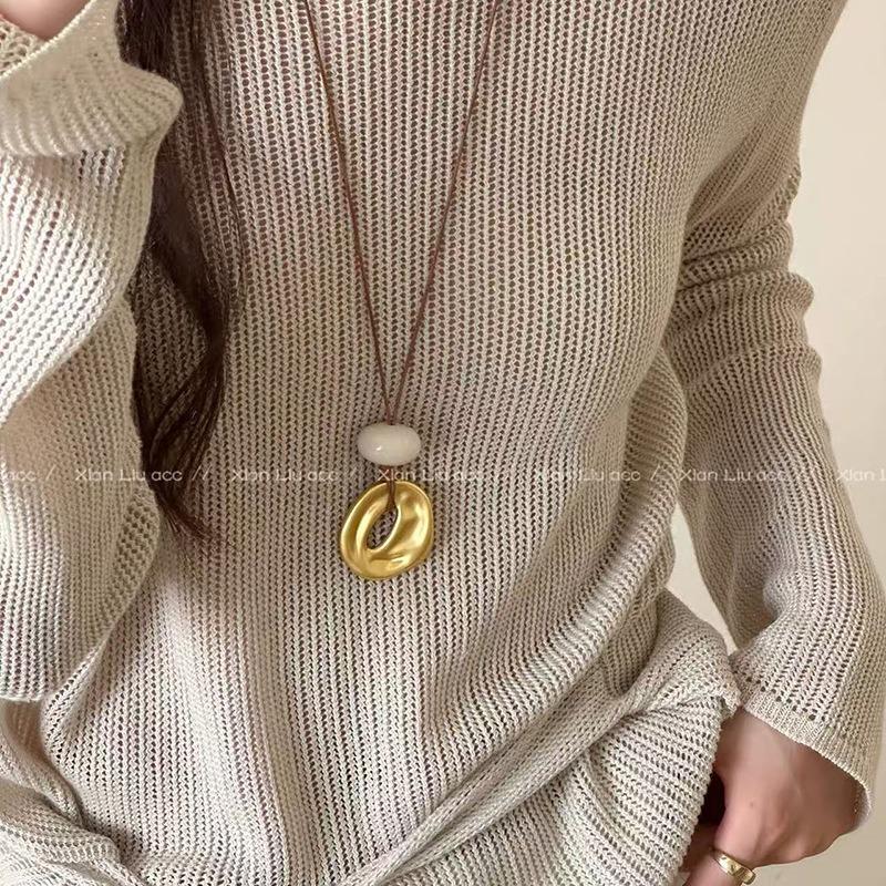Retro Autumn and Winter Long Necklace Women's High-end Sweater Chain Niche Design Accessories