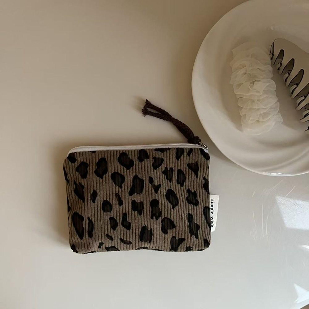 

Portable Zipper Mini Corduroy Bag Leopard Print multi-purpose Coin Bag Makeup Bag Earphone коричневий