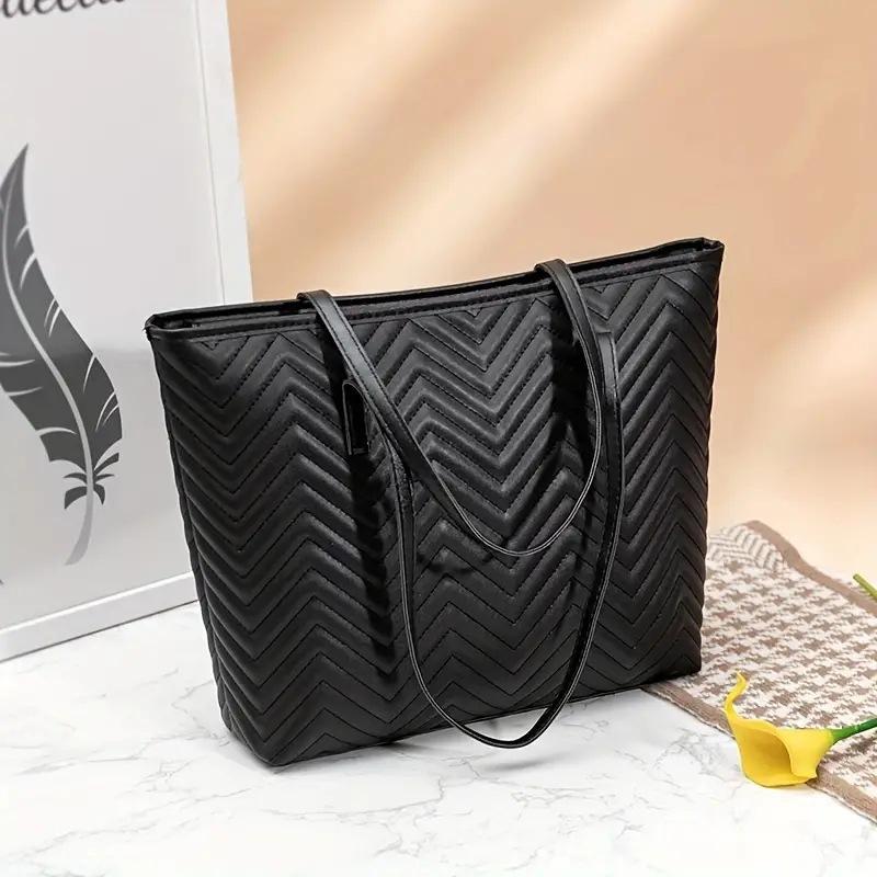 

New fashion embroidered shoulder bag personalized handbag sweet commuter bag