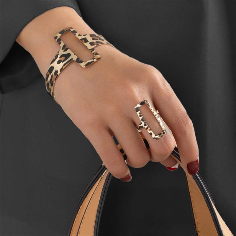 Vintage Irregular Baroque Pearls Open Bangles Rings for Women Charm Gold Color Flower Thick Chunky Rings Jewelry Set Party Gifts