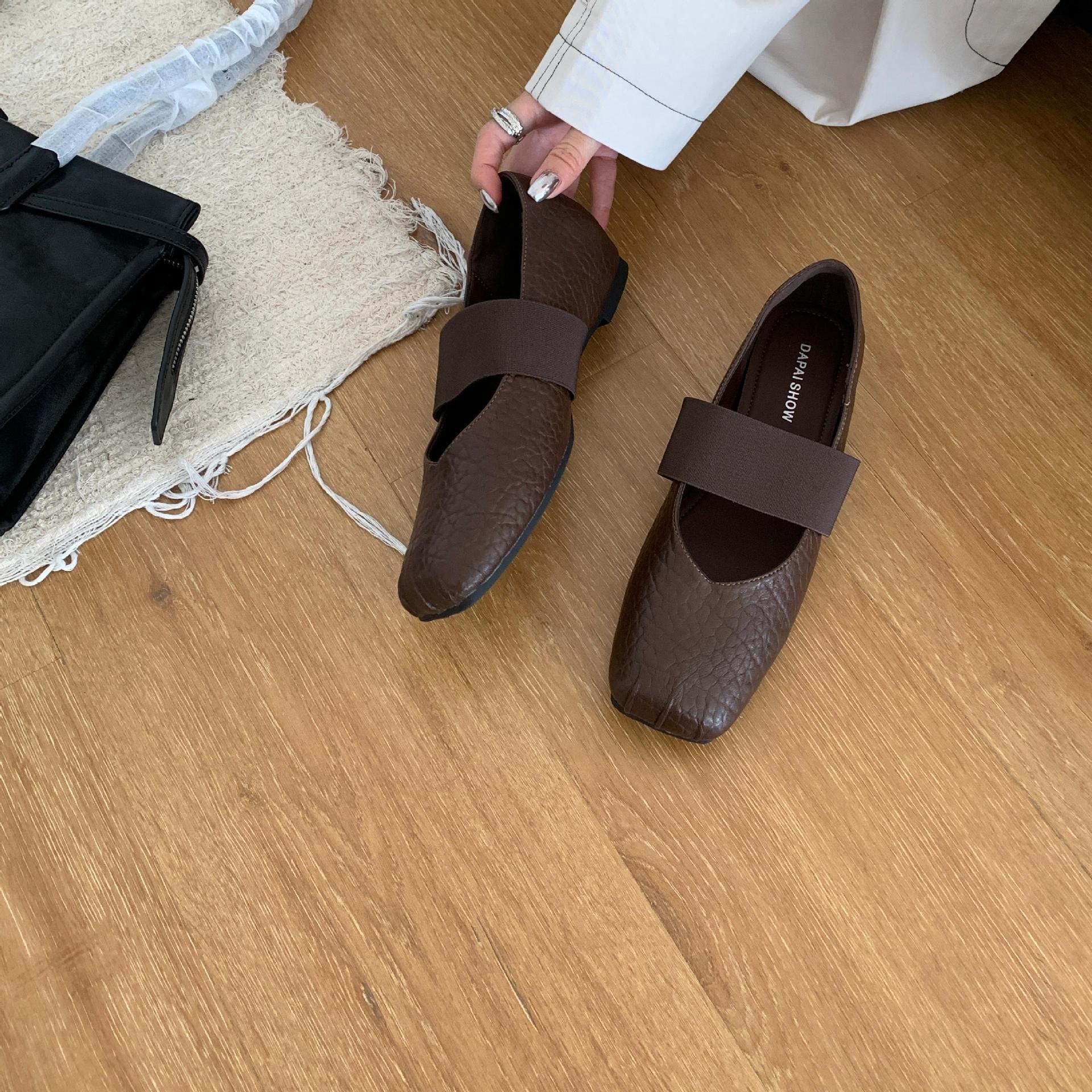 

Mary Jane shoes women s spring and autumn 2025 new square head soft-soled ballet grandma shoes one-word with flat shoes 39