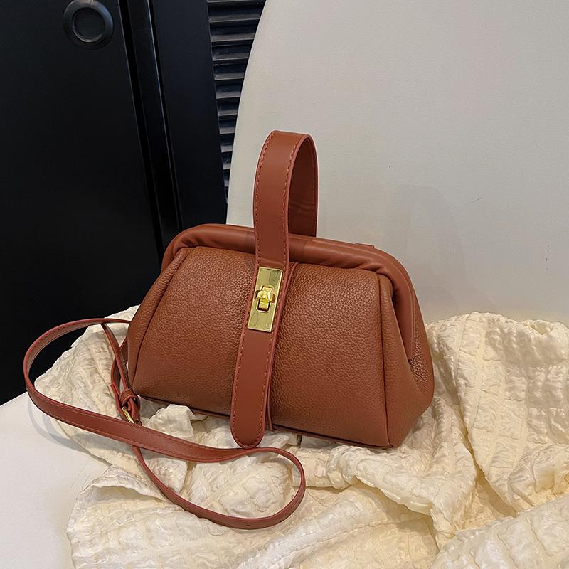 Simple Sense of Luxury Frame PU Shoulder and Crossbody Bags Solid Hasp High Quality Designer Style Handbags for Women 2024 New