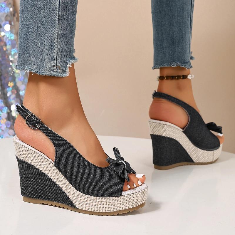 Vintage Rivet Decor Wedge Sandals Women Summer High Heels Platform Sandals Ankle Buckle Beach Shoes