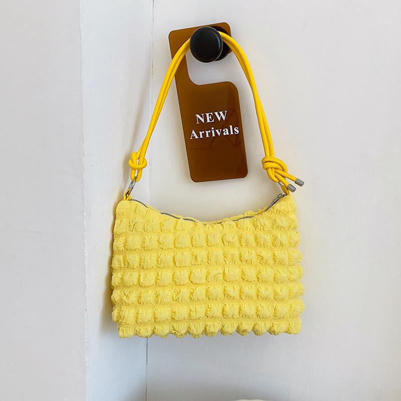 Foreign style small fresh pleated shoulder bag women 2025 early autumn new versatile underarm dumpling bag fashion