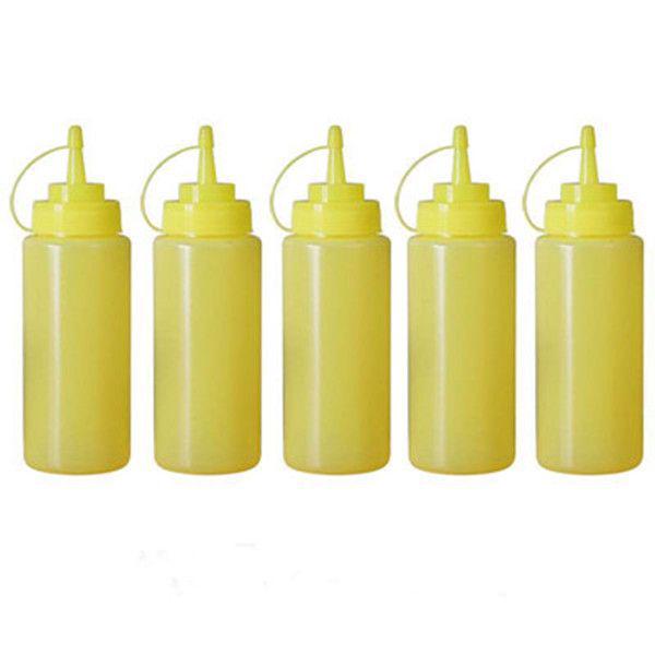 Plastic Squeeze Bottle for Condiments and Sauces