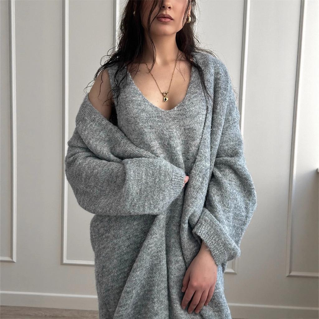 2026 Autumn and Winter European and American Style Hot-selling Sweater Set Women's Loose Extended Version Thickened Cardigan + V-neck Vest Skirt